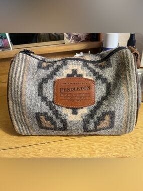 Pendleton Gray & Brown Wool Toiletry Pouch with Leather Patch